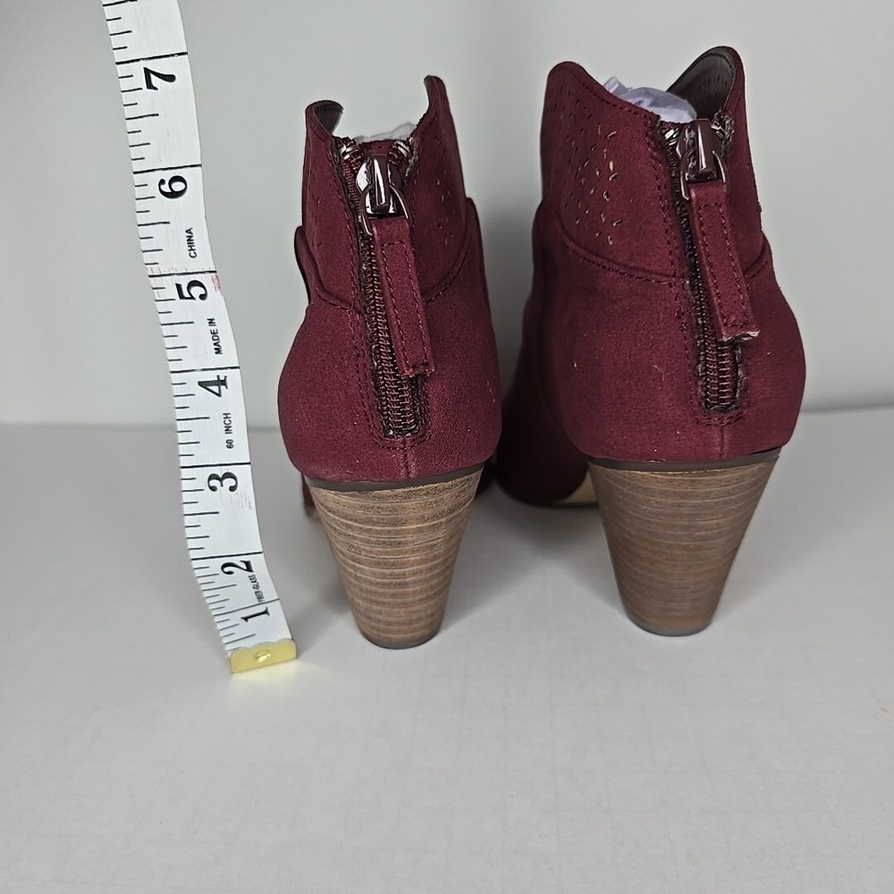 Violet & Red Womens Boot Jackson Booties 7.5 Burgundy Red Heeled Ankle Lazer Cut - Picture 4 of 10
